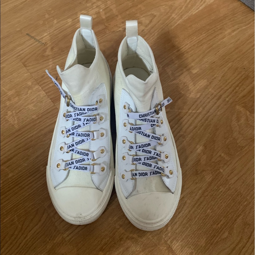 Authentic white Dior sneakers size 38